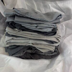 11 standard gray pillowcases, polyester and cotton